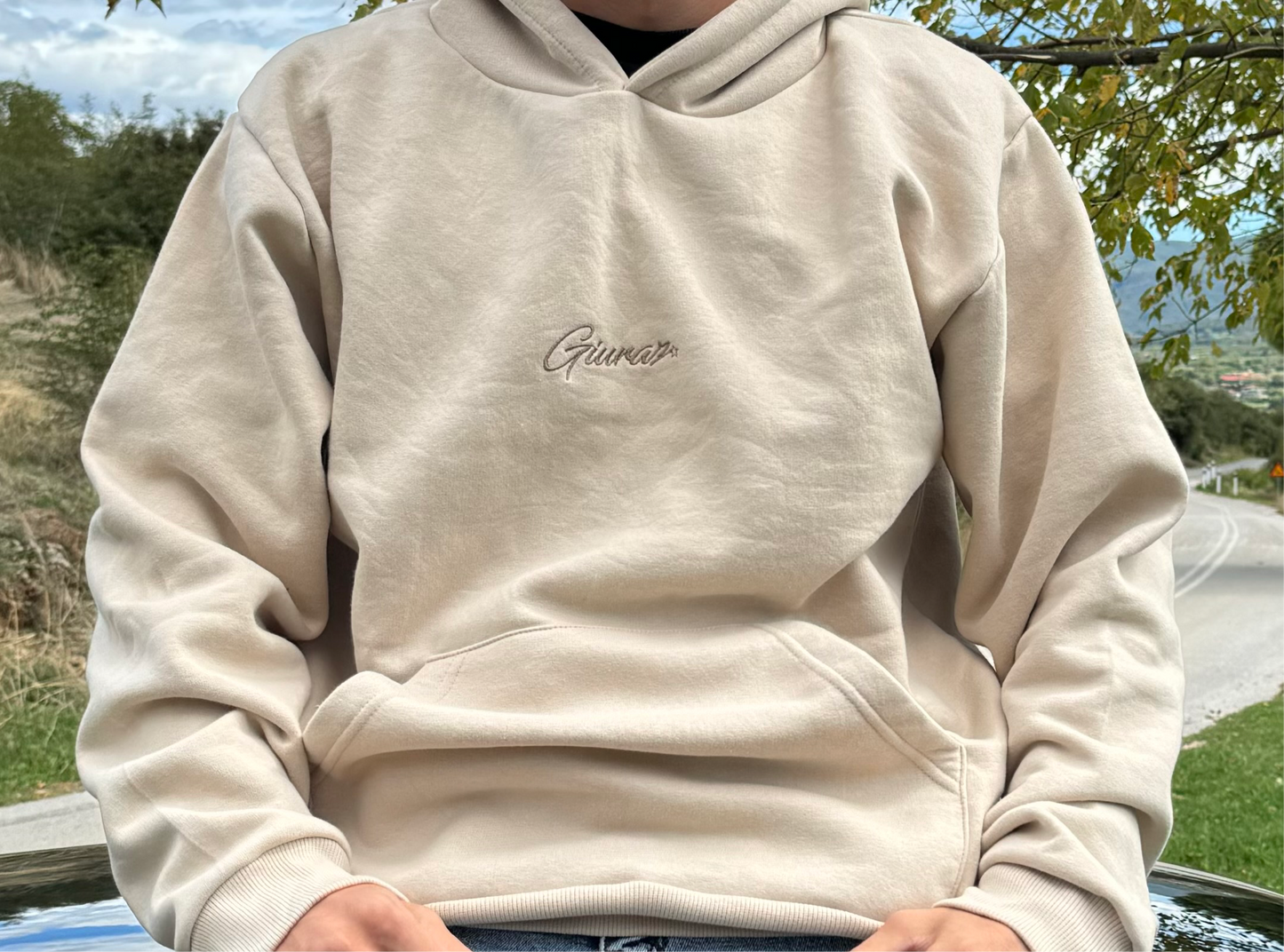 Giuraz Hoodie Beige